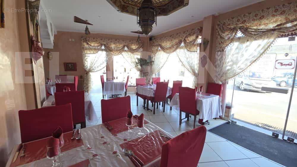 IMG-20251026-WA0004 - Commerce à SABLE-SUR-SARTHE