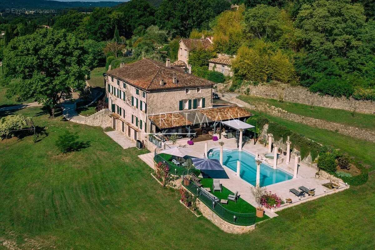 Maison à CALLIAN
