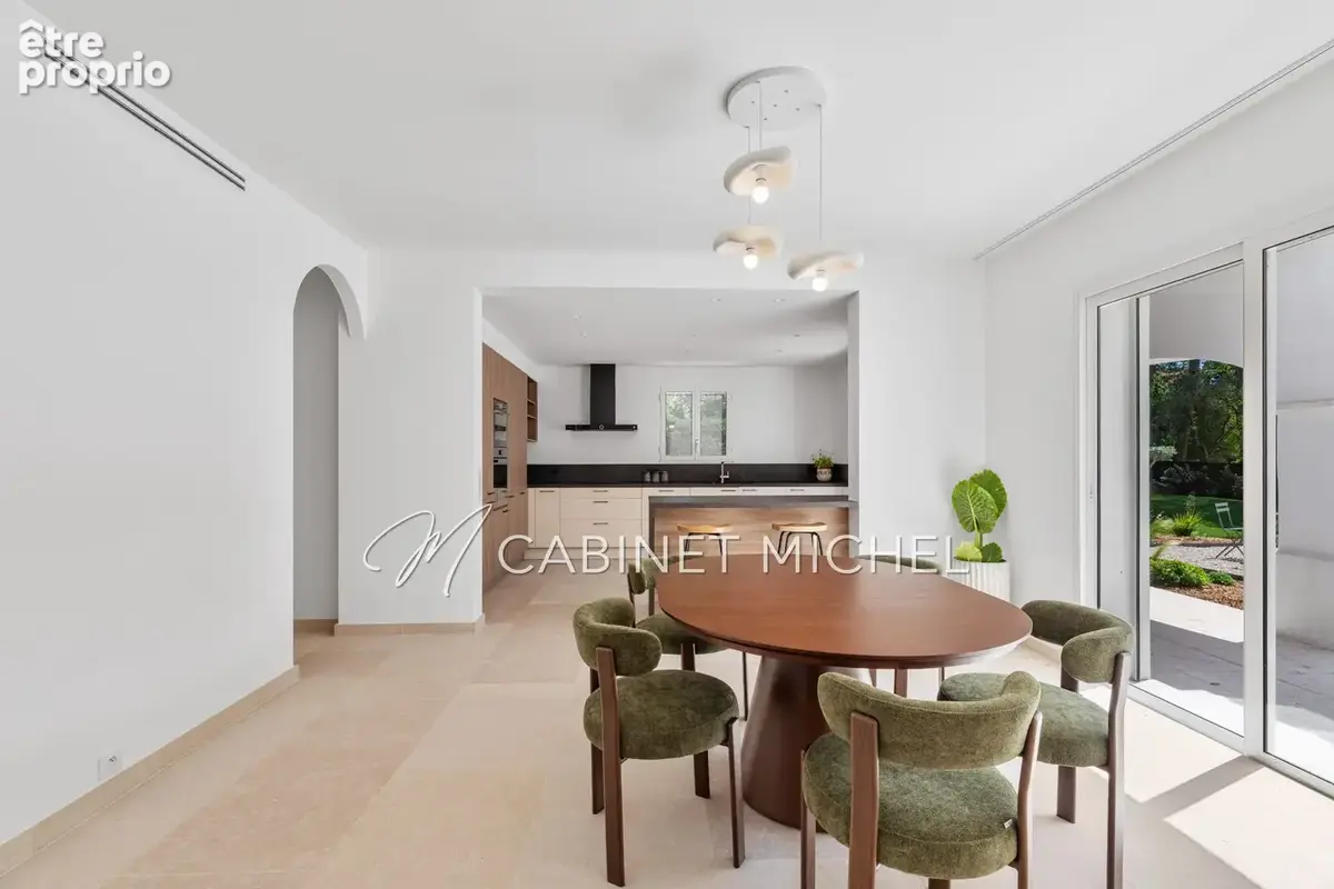 Maison 6 pièces 179 m² à vendre à Roquefort-Les-Pins (06330) - photo 5