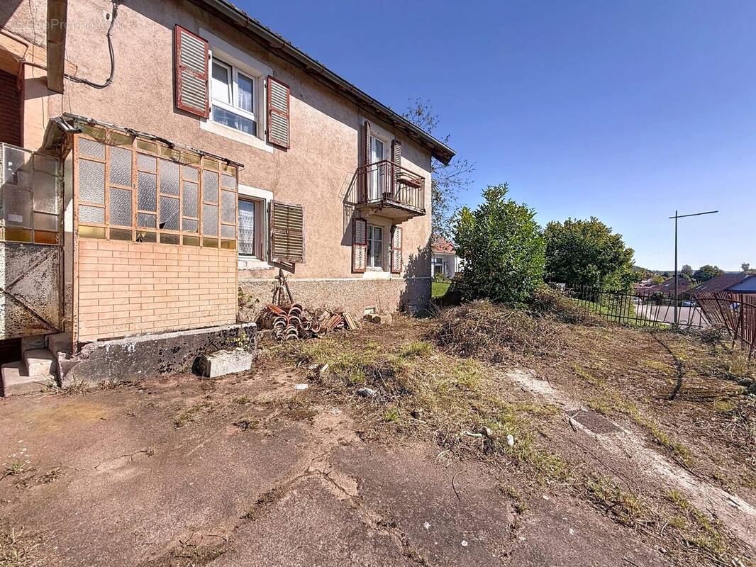 Maison à CHALONVILLARS