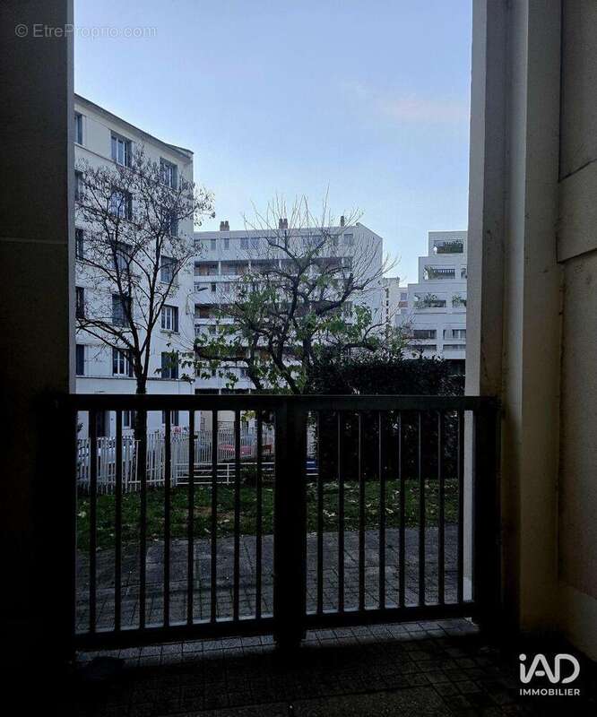 Photo 2 - Commerce à LYON-7E