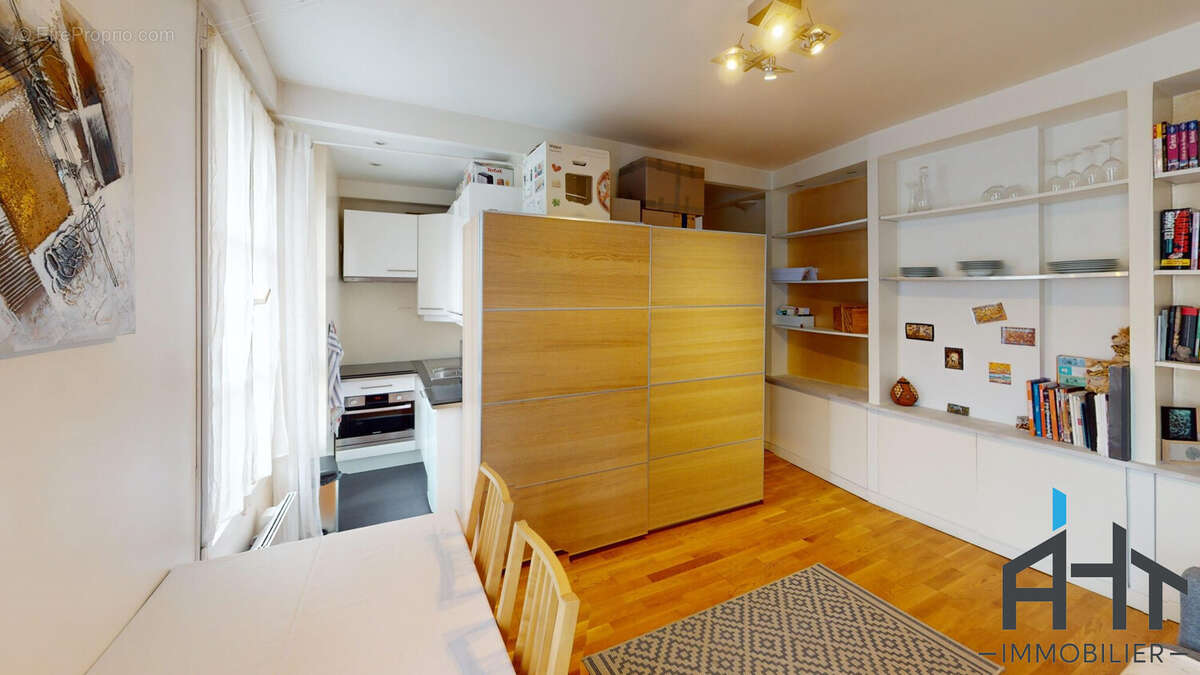 Appartement à PARIS-12E