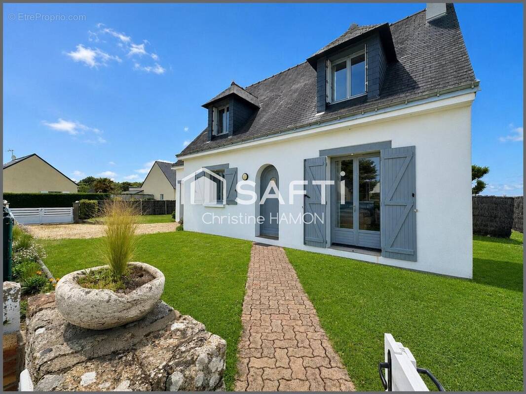 Photo 1 - Maison à LA TURBALLE