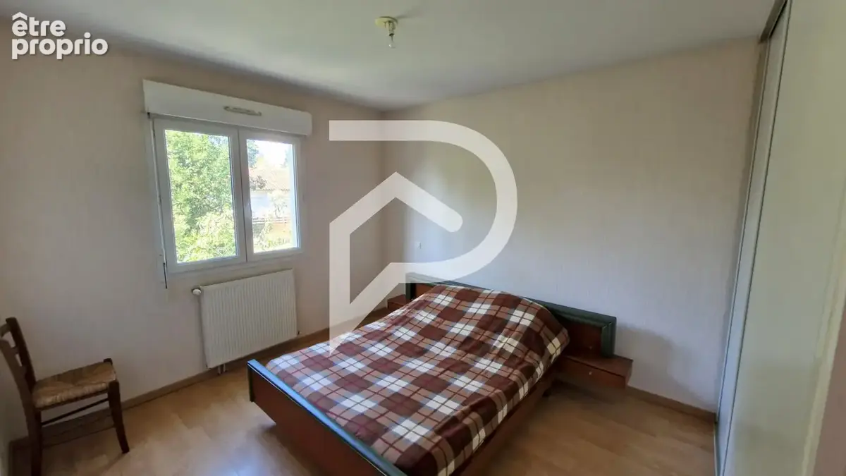 Appartement 3 pièces 77 m² avec ascenseur et parking, centre ORTHEZ - photo 8