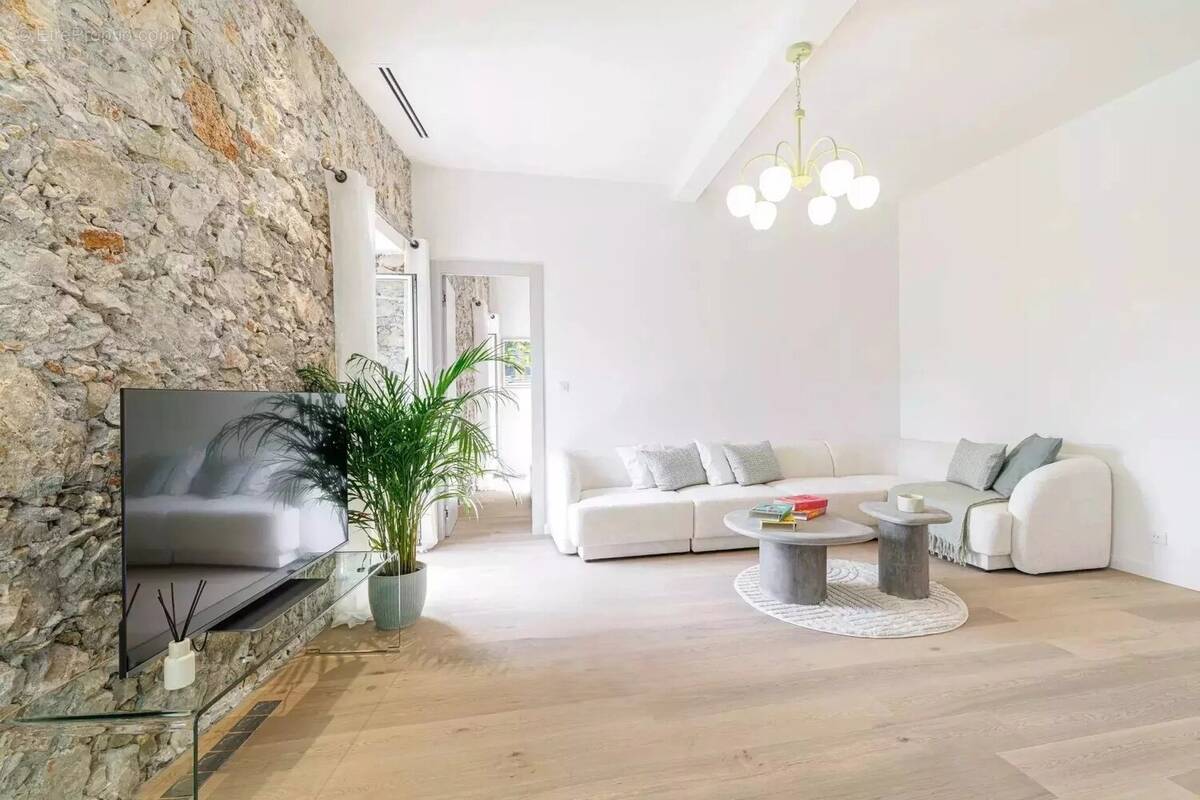Appartement à VILLEFRANCHE-SUR-MER