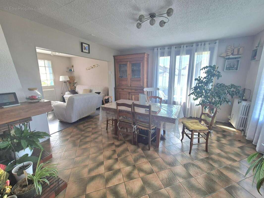 Photo 3 - Maison à ROSNY-SUR-SEINE