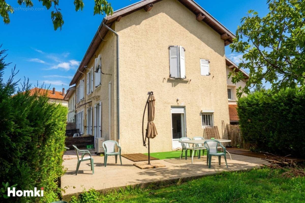 Maison à JARRIE