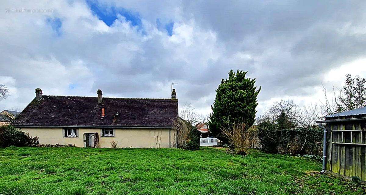 Maison 58 m² à Belhomert-Guehouville  - photo 6