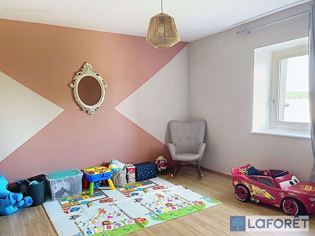 Maison Is-en-bassigny 5 pièce(s) 225,73 m2 - photo 9
