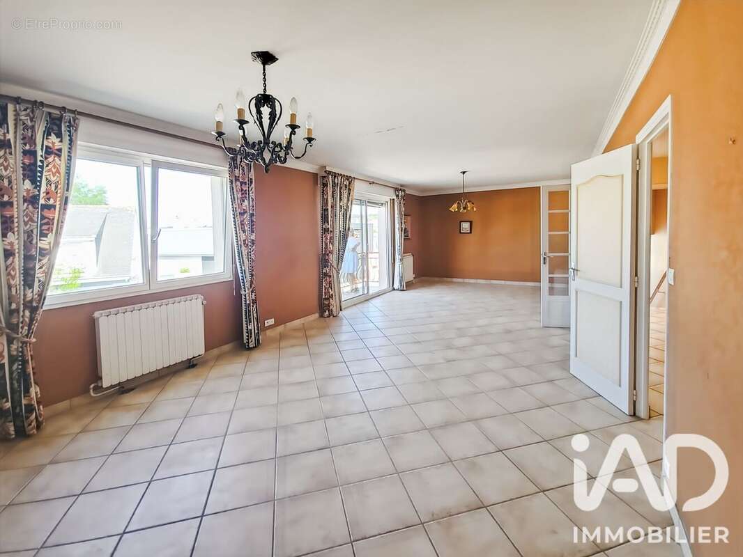 Appartement 105 m² à Baud  - photo 3