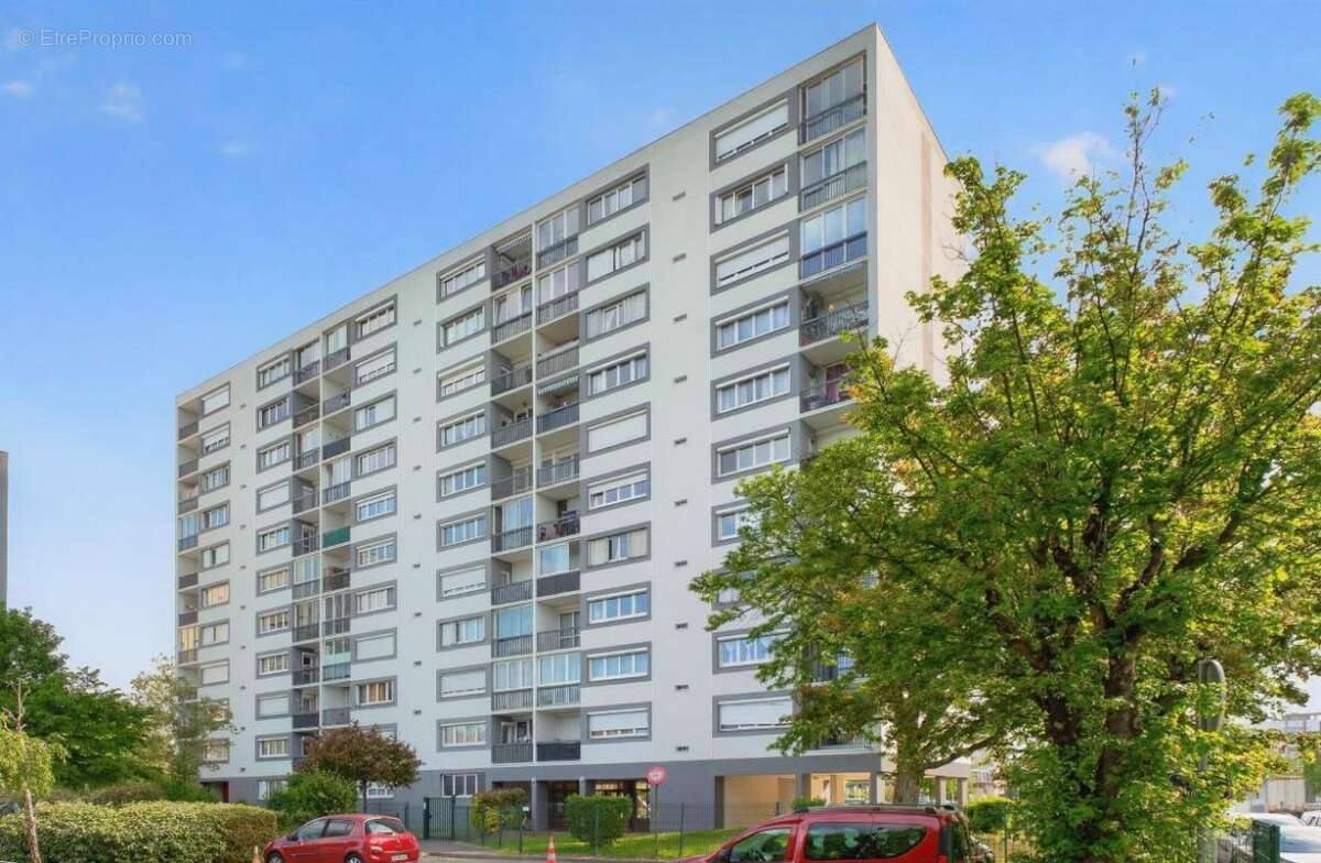 Appartement à NEUILLY-SUR-MARNE