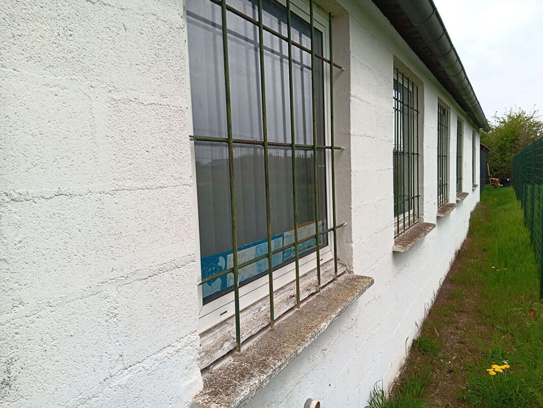 Commerce à LA CHARITE-SUR-LOIRE