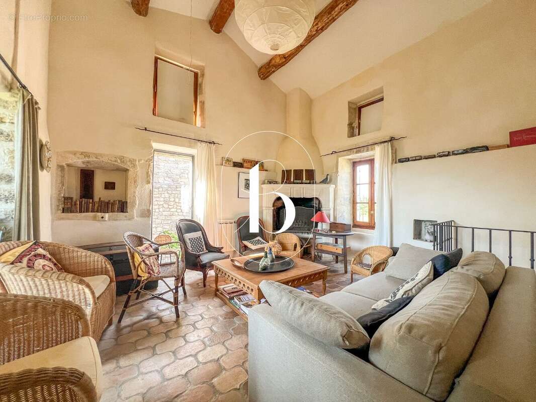 Maison à GOUDARGUES