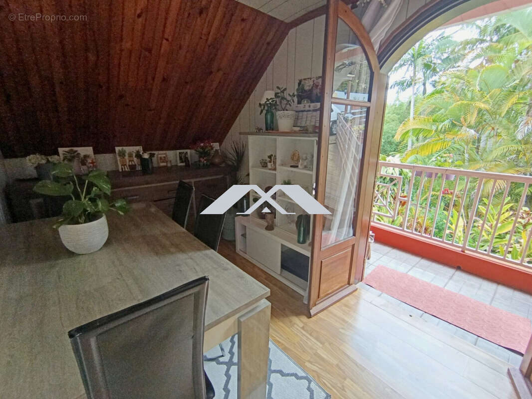 Maison à PETITE-ILE