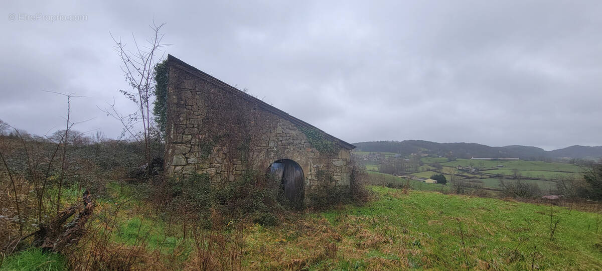Terrain à PUY-D'ARNAC