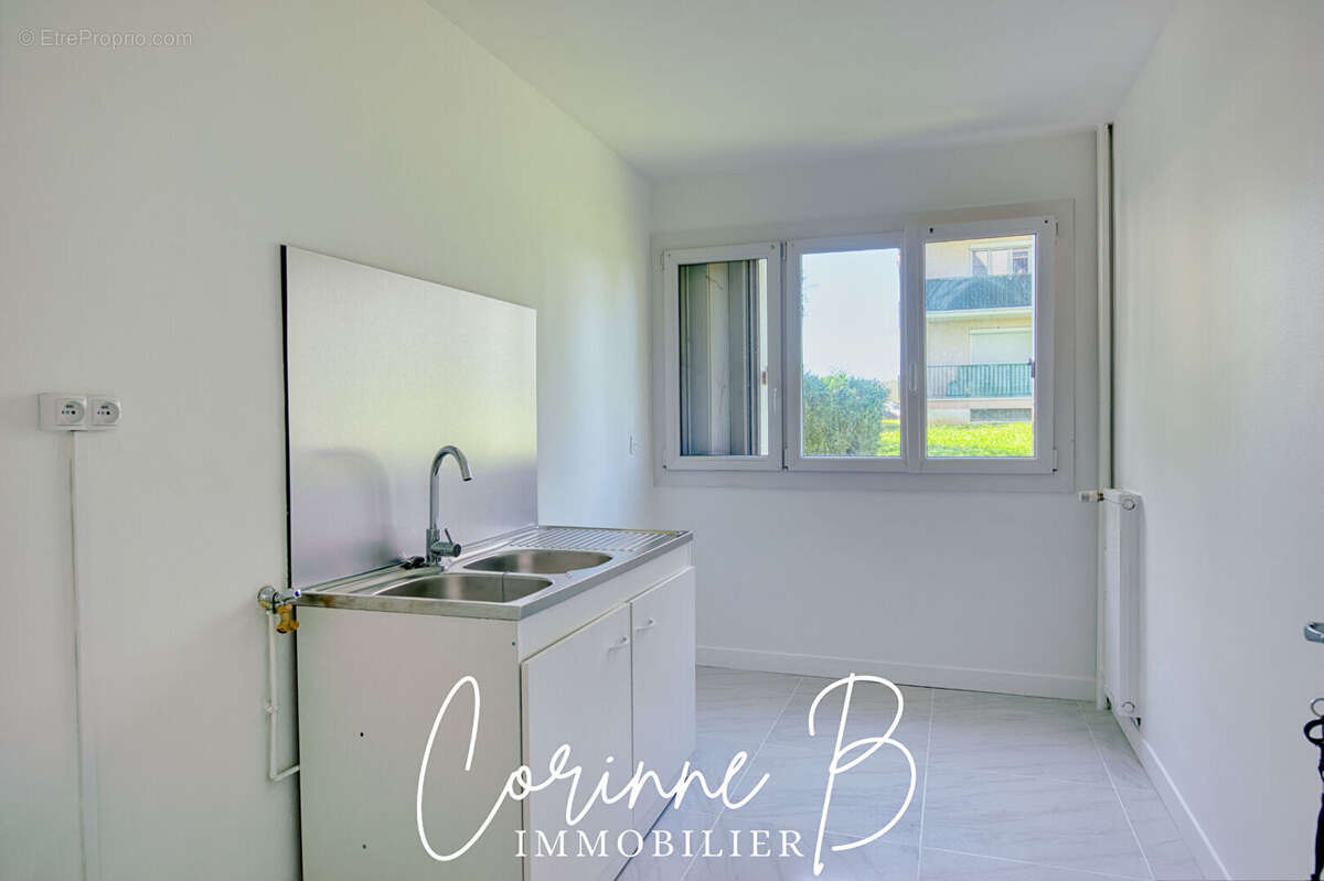 Appartement Le Malesherbois 2 pièce(s) 52.83 m2 - photo 3