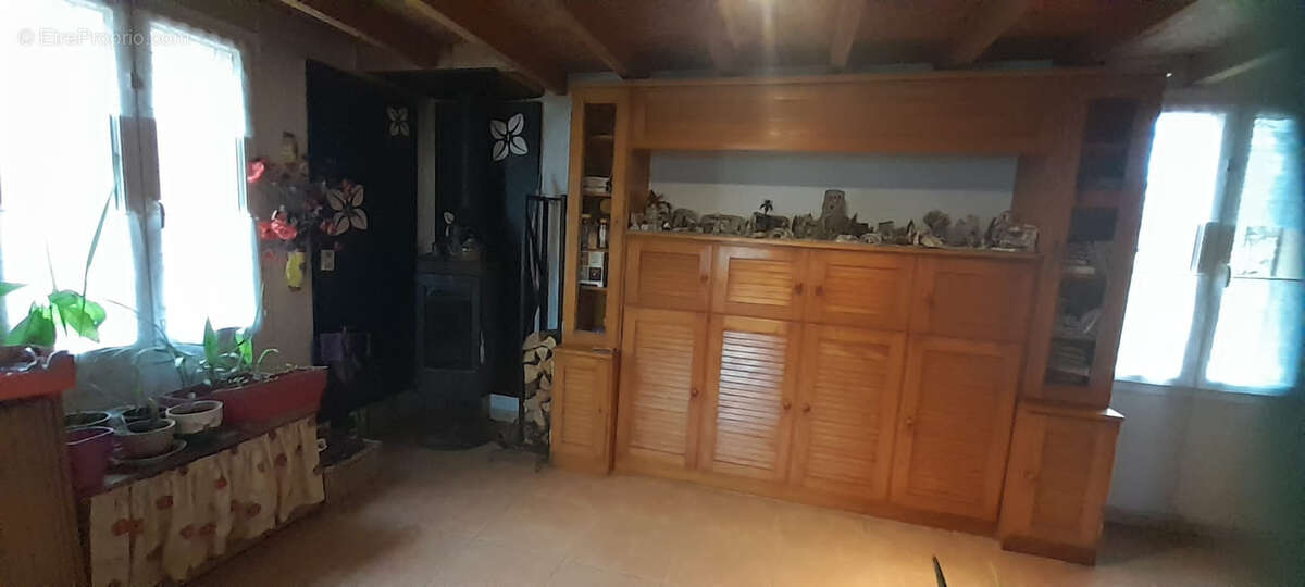 Maison à MONTAZELS