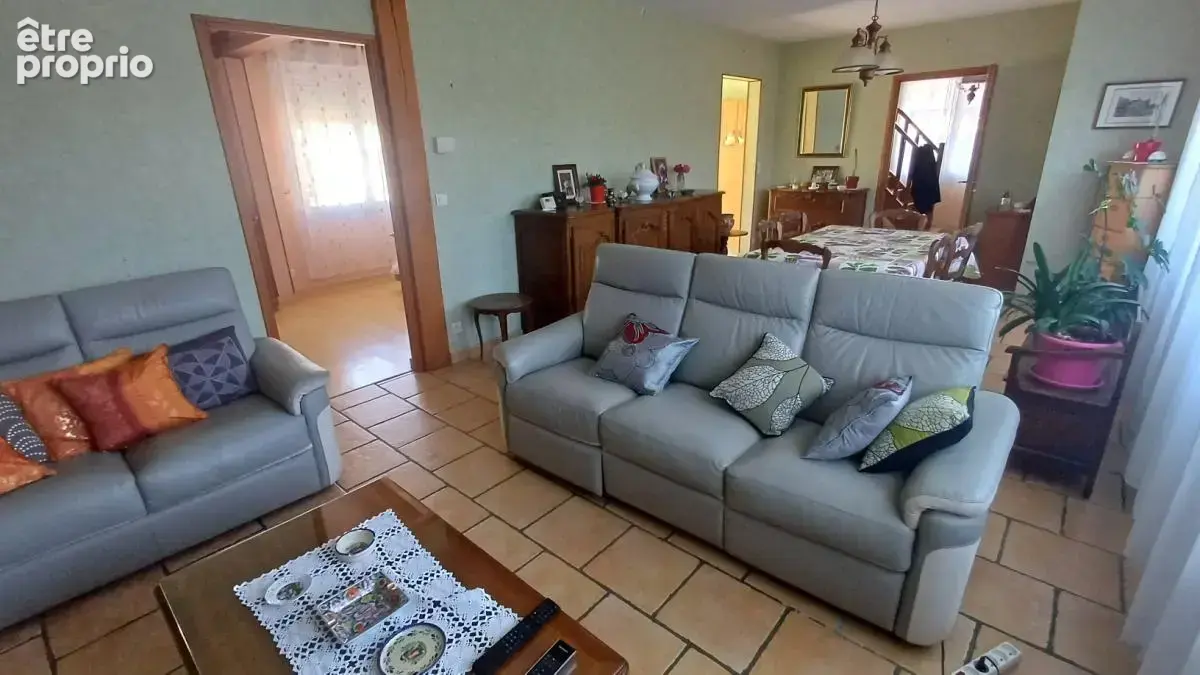 Maison 122 m² à Salouel  - photo 3