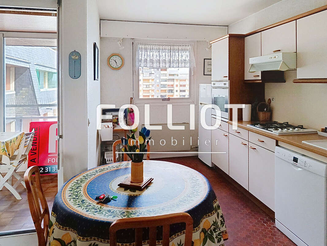 Appartement à COURSEULLES-SUR-MER
