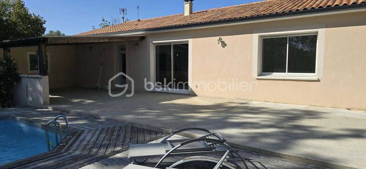 BELLE MAISON de plain-pied avec piscine sur terrain de 2962 m2 - photo 14