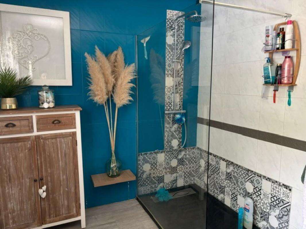 Maison à TERRASSON-LAVILLEDIEU