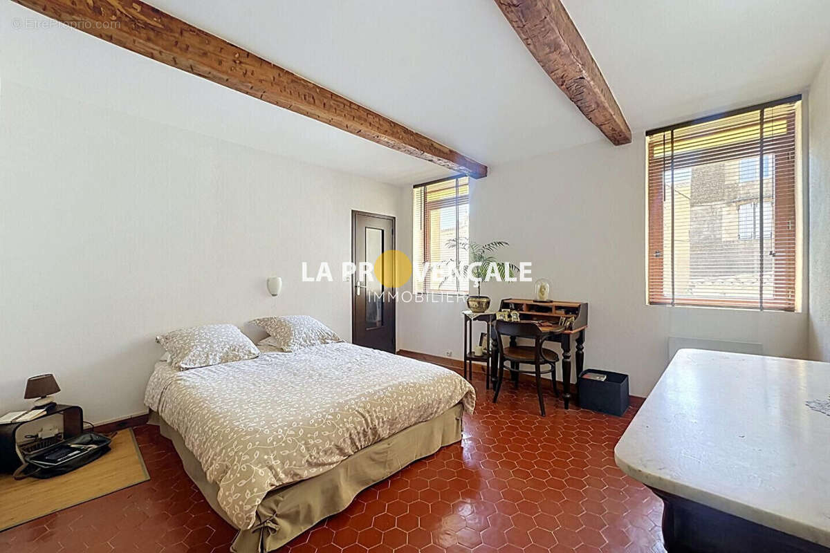 Maison 114 m² à Pourrieres  - photo 6