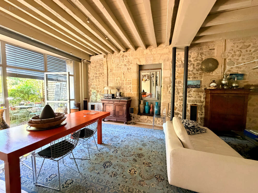 Appartement à BORDEAUX