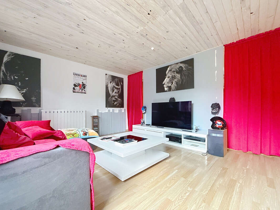 Maison à RIVIERE-SUR-TARN