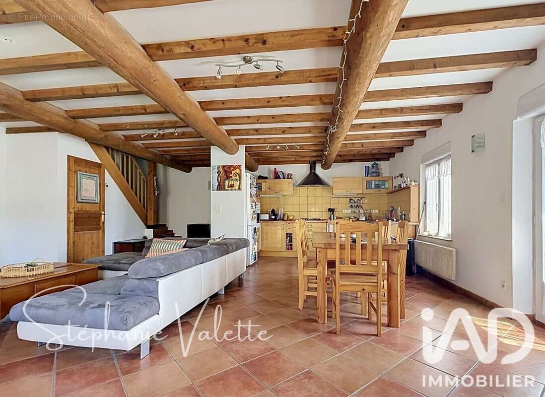 Maison 121 m² à Montmeyran  - photo 6