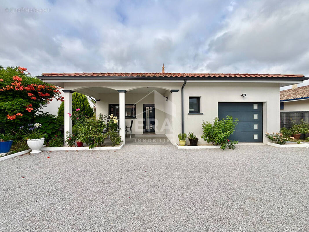 Maison à SOUSTONS