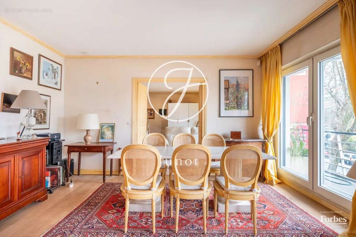 Appartement à SAINT-CLOUD