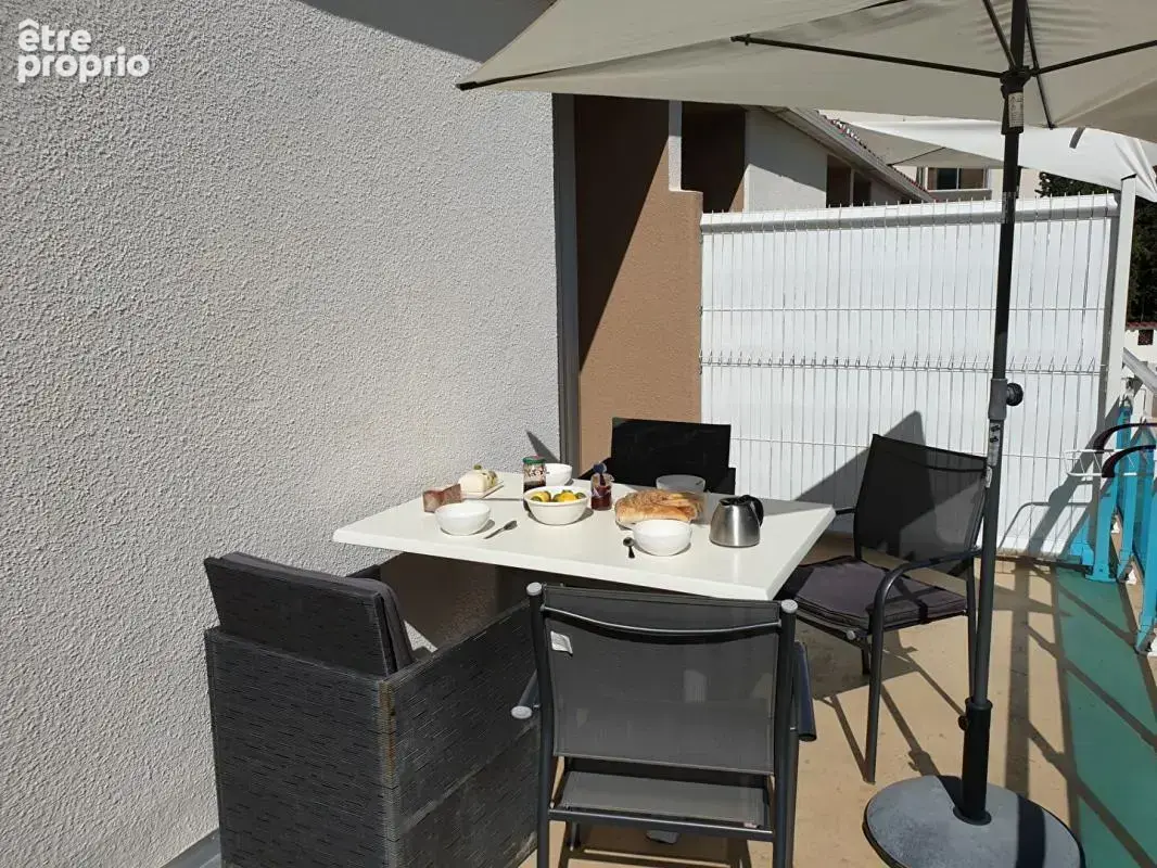 Immeuble / Résidence familiale avec piscine de 11 logements à Amélie les Bains, idéal projet professionnel ou investisseur - photo 10