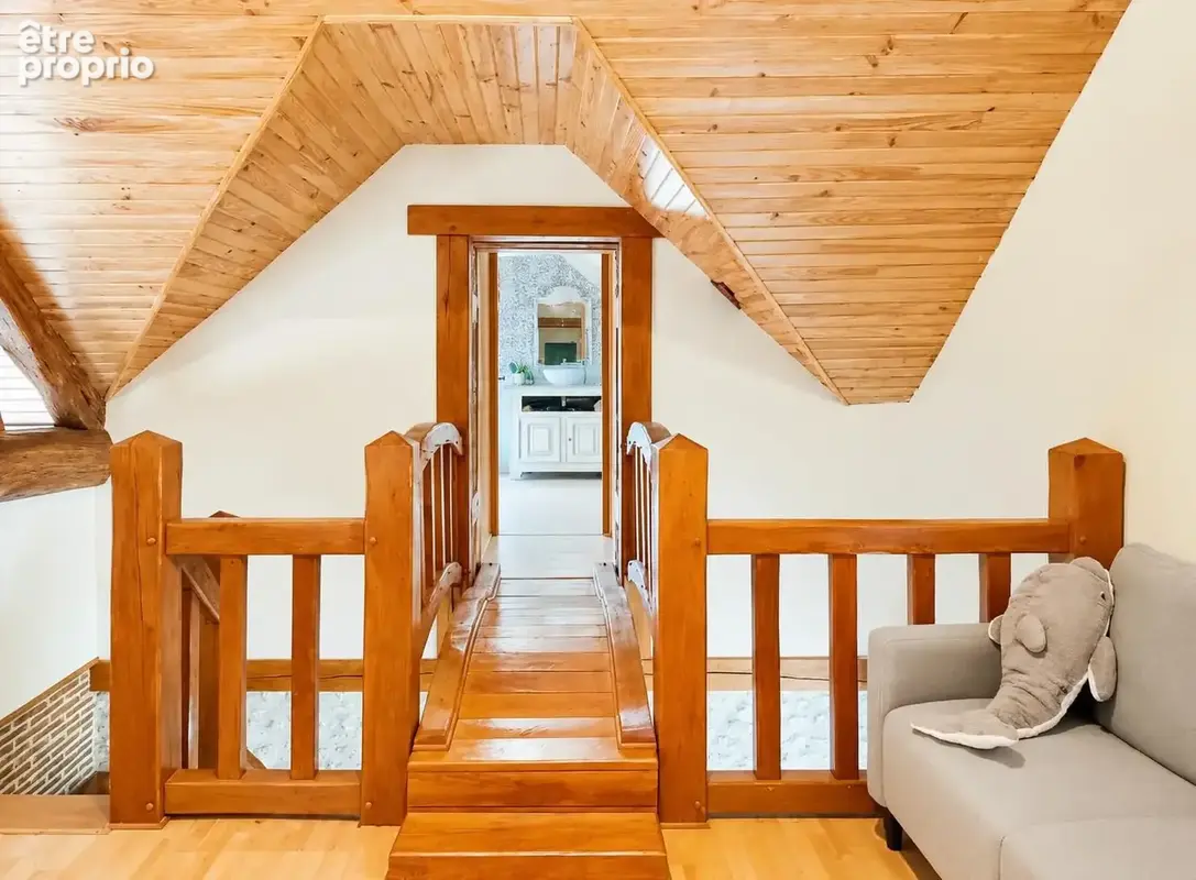 Maison 6 pièces 224 m² à vendre à Neuville-Aux-Bois (45170) - photo 9