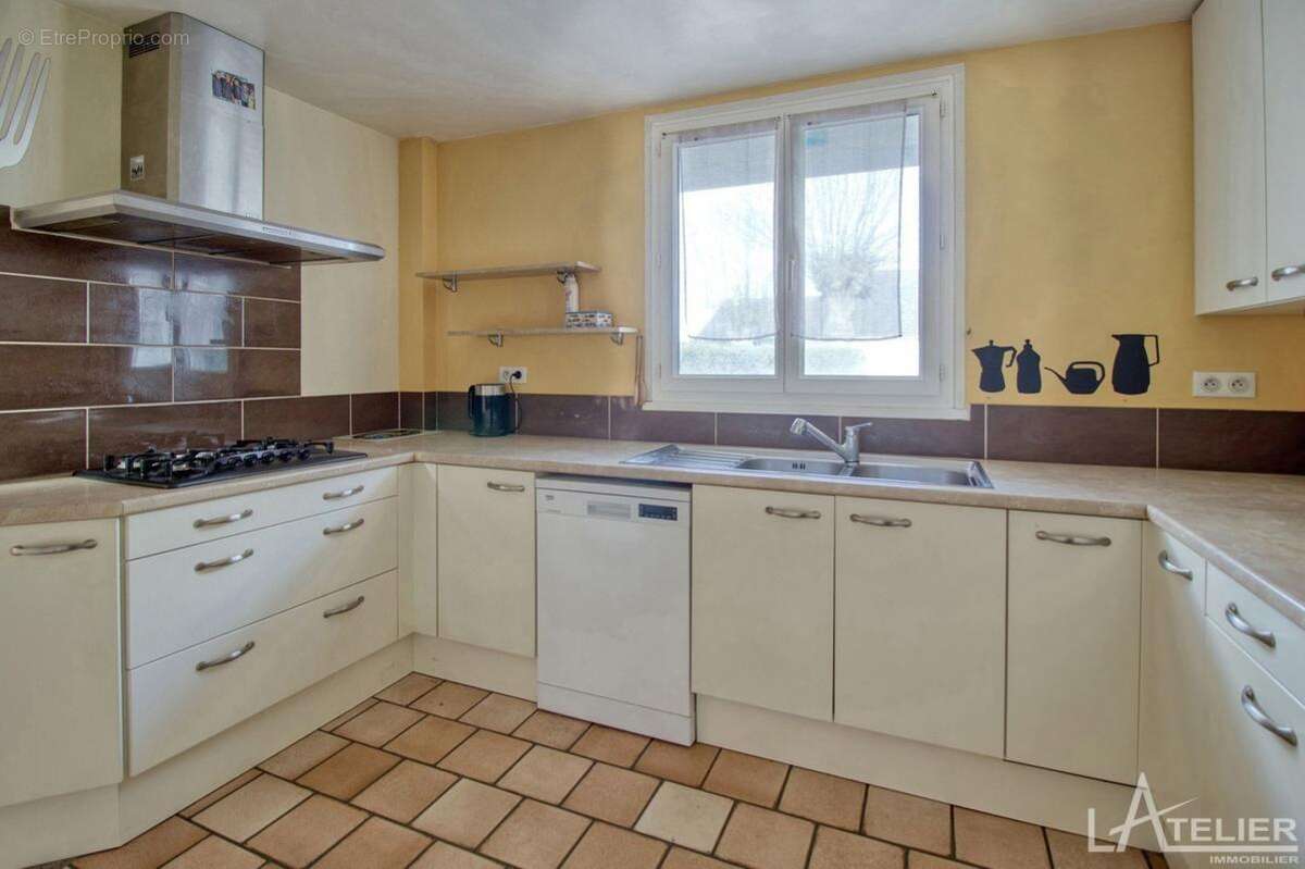Maison 158 m² à Mareil-Sur-Mauldre  - photo 5