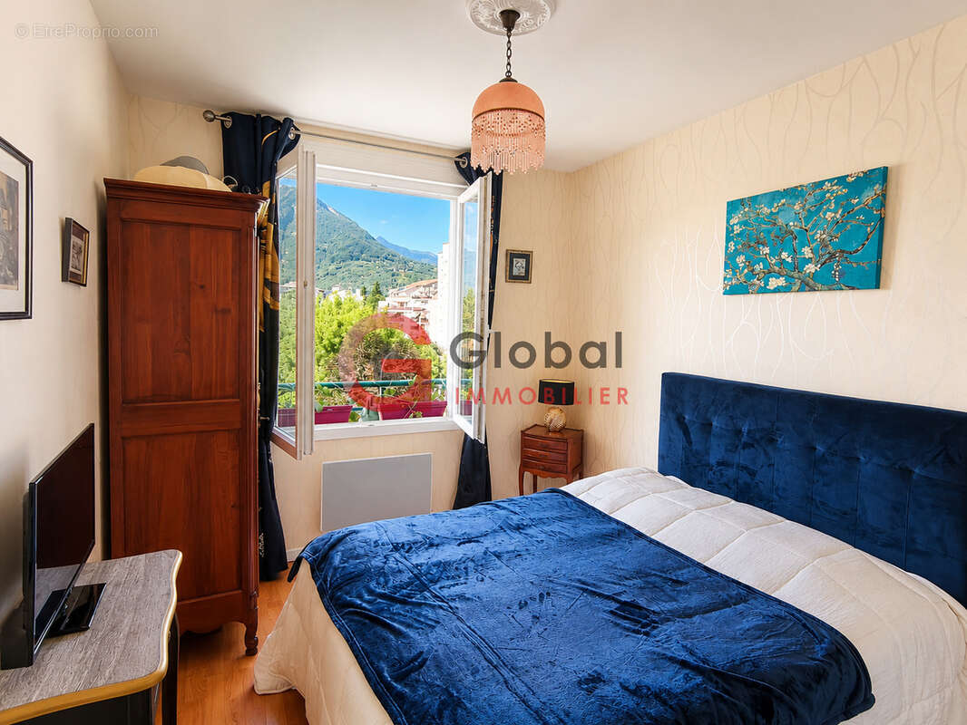 Appartement à FONTAINE