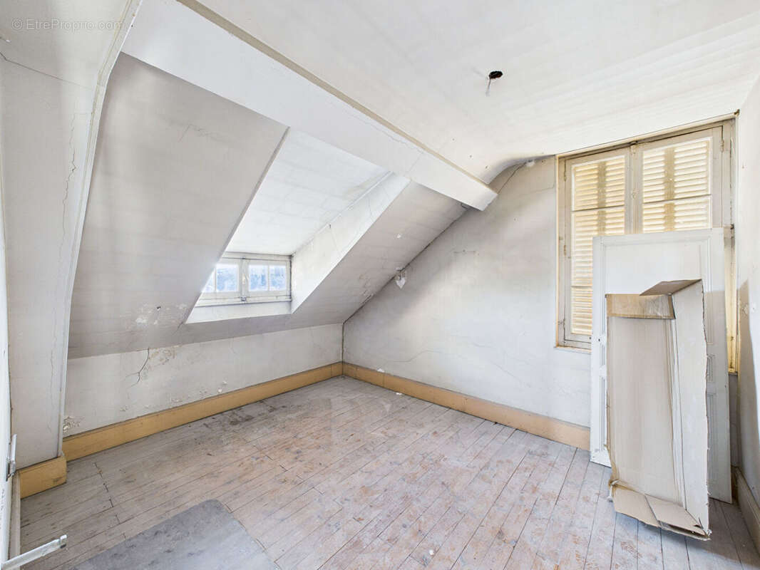 Maison à BELLERIVE-SUR-ALLIER