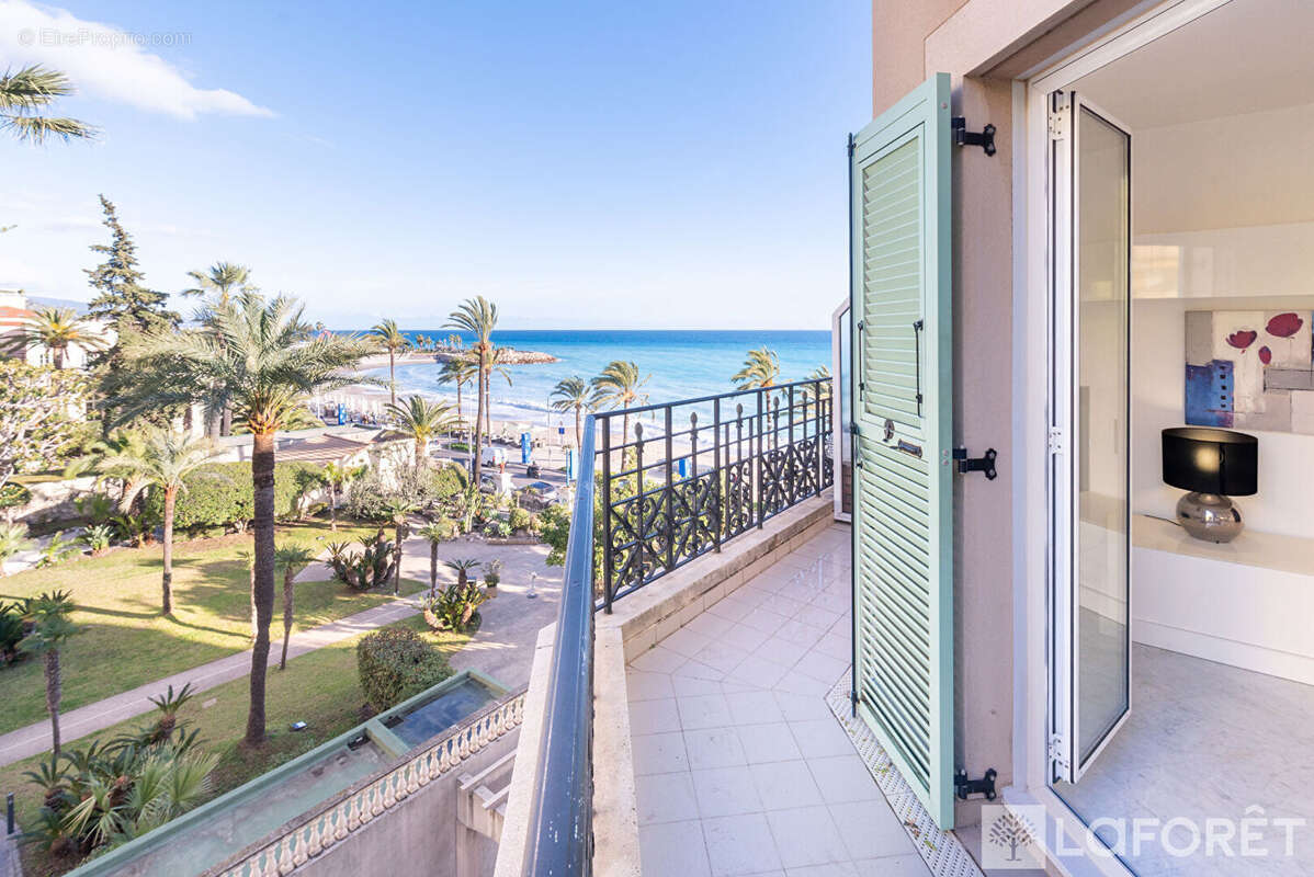 Menton  centre ville - 2 pièces 52 m2 - vue mer - photo 8