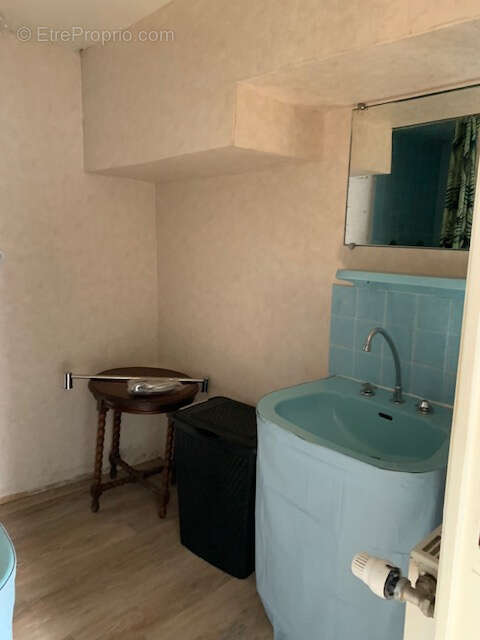 Maison à AMBRIERES-LES-VALLEES