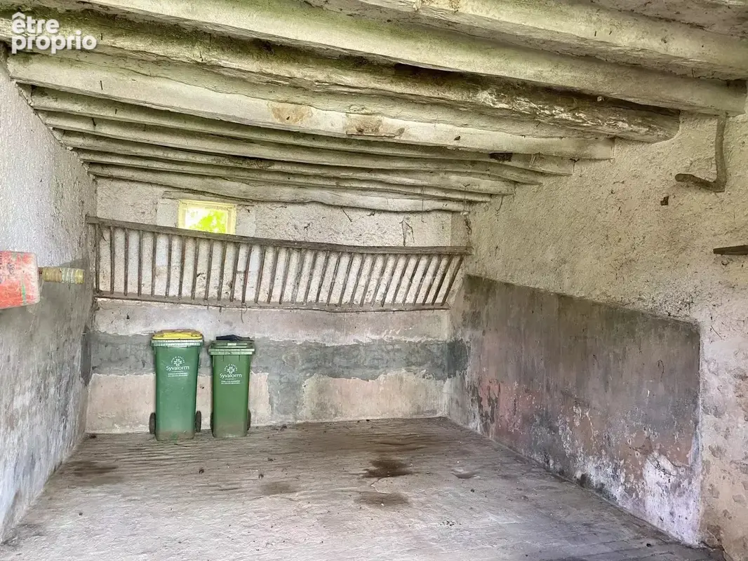 Ancien corps de ferme sur 6 810 m2 de terrain - photo 12