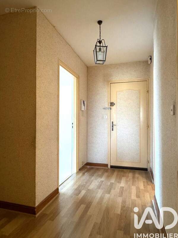 Photo 5 - Appartement à SOTTEVILLE-LES-ROUEN