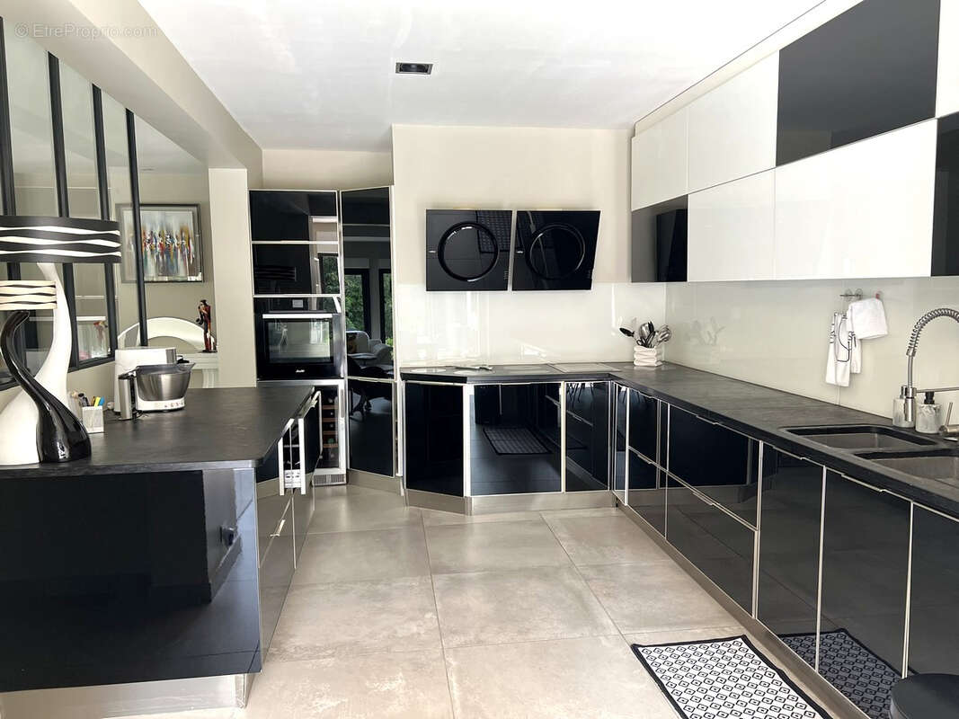 Maison à LES ANGLES