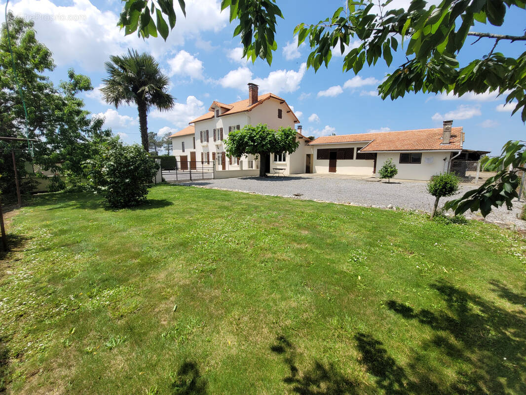 Maison à ARZACQ-ARRAZIGUET