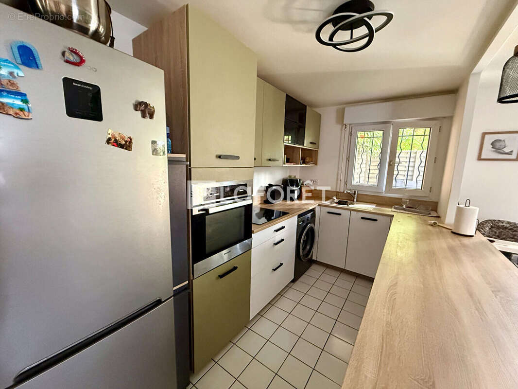 Appartement à CHILLY-MAZARIN