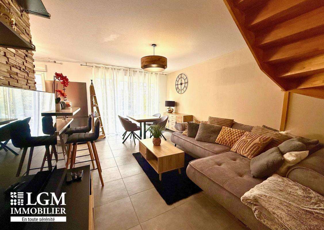 Maison à CHATEAUNEUF-LES-MARTIGUES