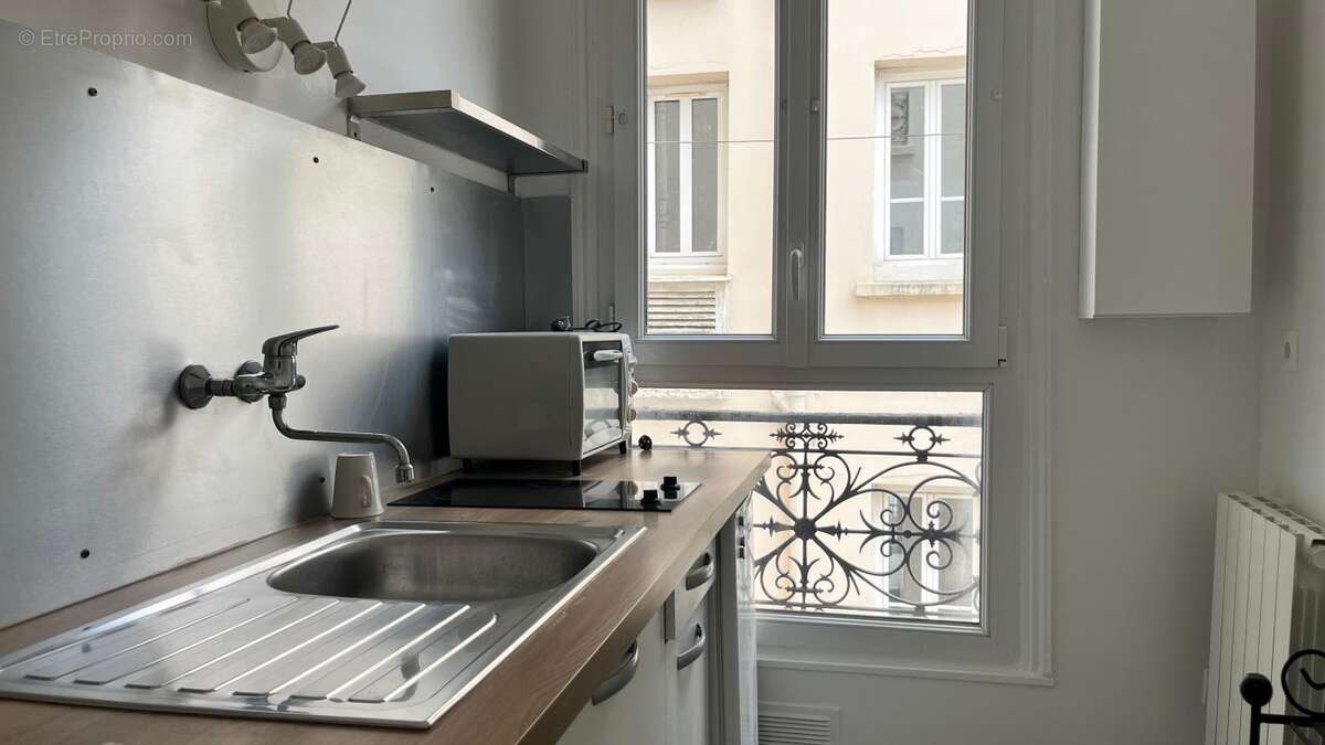 Appartement à PARIS-12E