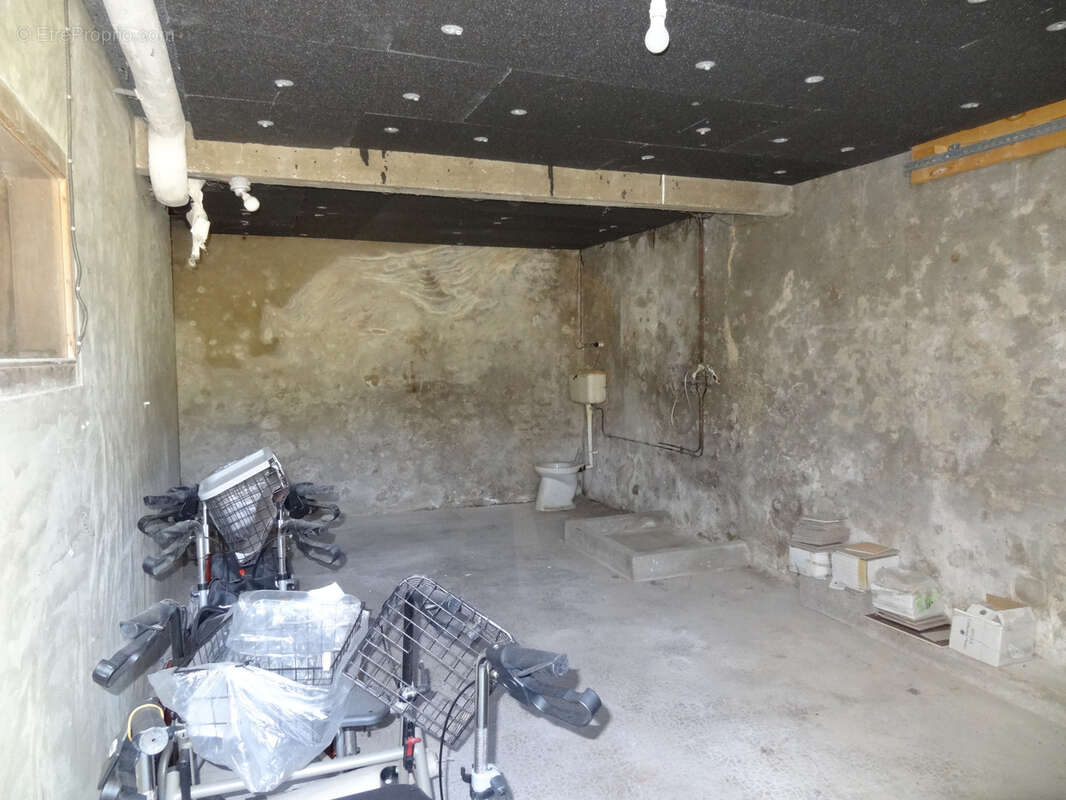 Maison à SAINT-NICOLAS-DU-PELEM