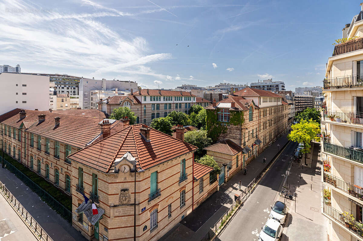 Appartement à PARIS-15E