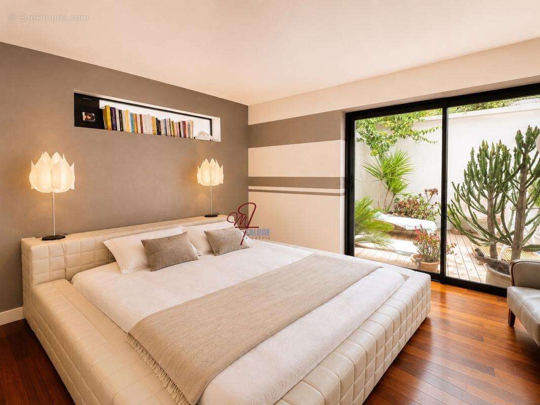 Maison 216 m² à Cassis  - photo 8