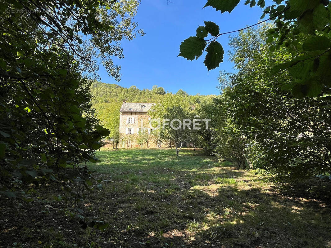 Maison à SALLES-LA-SOURCE