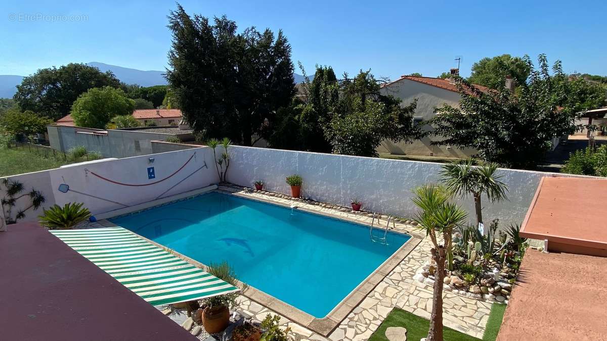 Villa F6 (168m2) + Piscine (5x10) + Garage + Appt F3 - photo 6